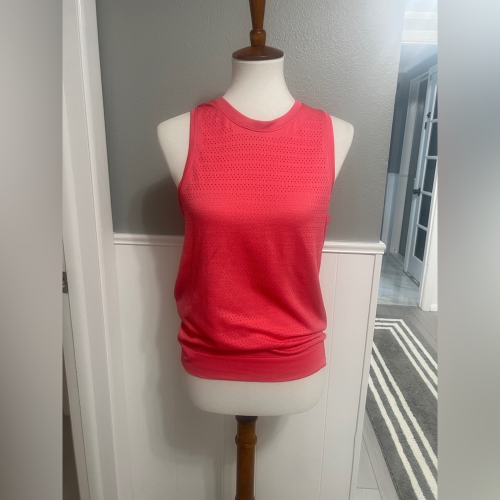 Lululemon Breeze by Muscle Tank Glossy Pink Size 6